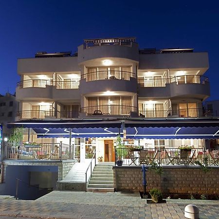 Studio Apartmani Bijeli Delfin Biograd Na Moru Dış mekan fotoğraf